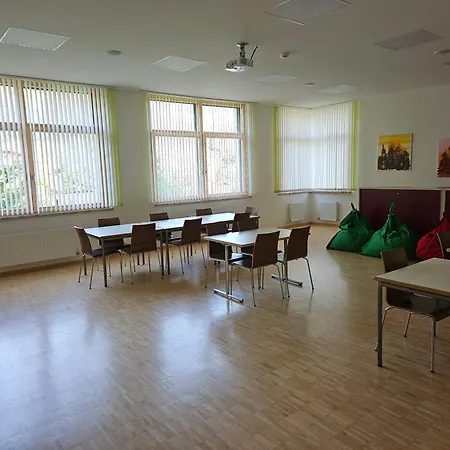 Hostel-jugendherberge אכסניה *