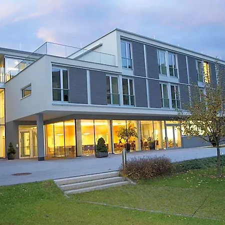 Hostel-jugendherberge Hostel *